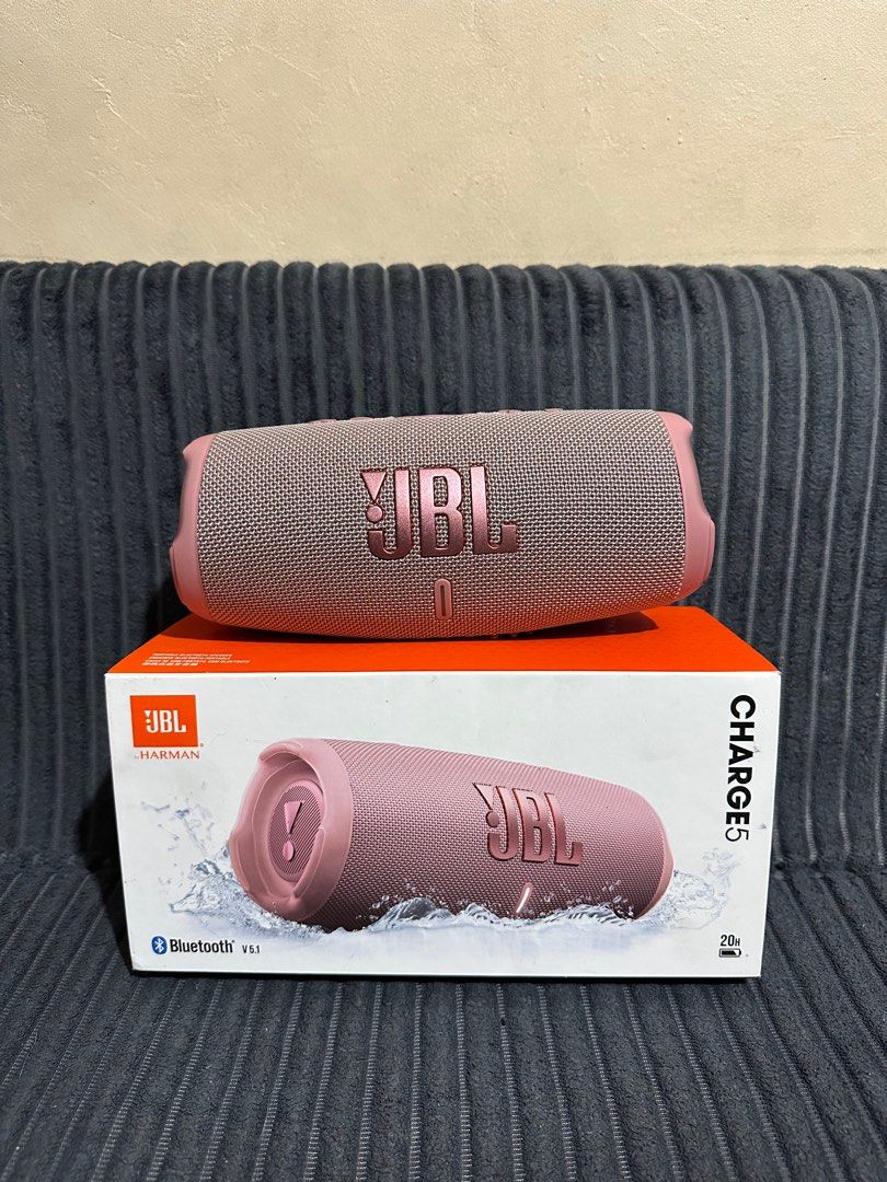 JBL CHARGE 5 ORIG GOOD AS NEW (Category: Soundbars, Speakers & Amplifiers) located in Taguig. Submitted by kurtsmithc (Listing ID 1395541992, Image 1). Description: Original JBL Charge 5 NOT Class A or ung mumurahin na tig 2k na nakikita nyo sa marketplace na delivery only kase malalayo daw sila😂 What you see is what you get po. Speaker and Box only. Used for more than a year na and dina nagagamit masyado kase busy sa school and more on using ai