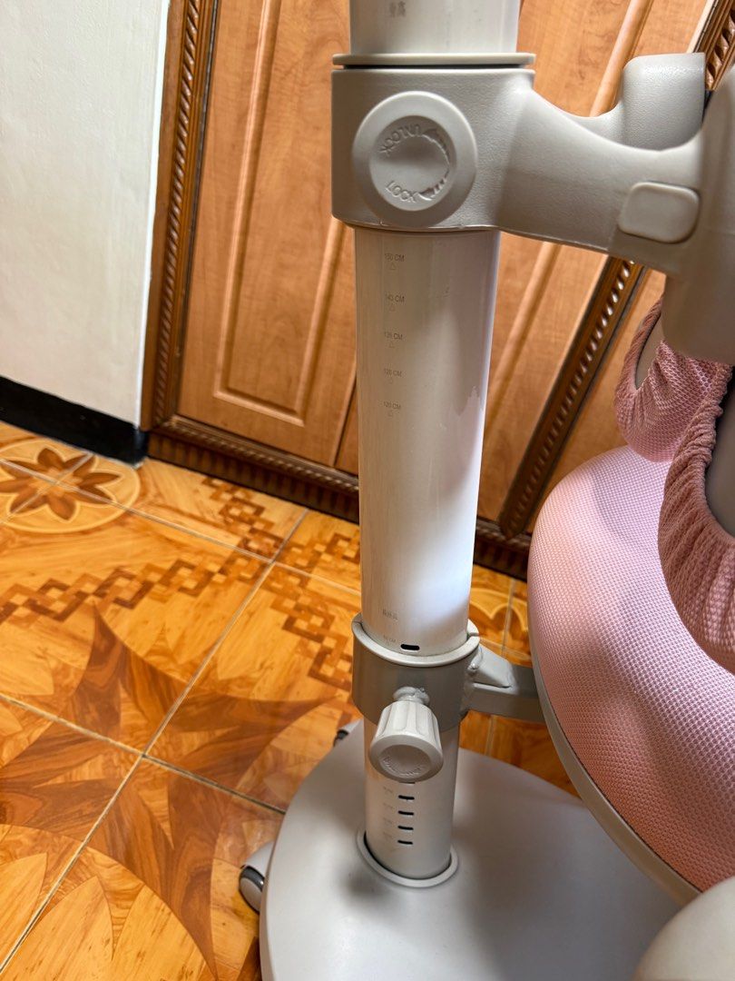 Kid’s Ergo Chair (Category: Office Furniture & Fixtures) located in Calamba. Submitted by sofiesmerch (Listing ID 1395567503, Image 2). Description: Well used but in good condition. Issues: stain on the seat, adjustment needs lubrication, missing side cover. Can provide seat cover, orig price 13k.