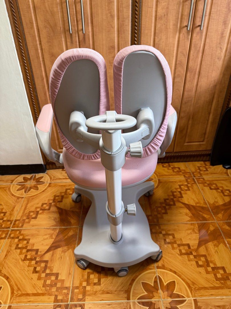 Kid’s Ergo Chair (Category: Office Furniture & Fixtures) located in Calamba. Submitted by sofiesmerch (Listing ID 1395567503, Image 1). Description: Well used but in good condition. Issues: stain on the seat, adjustment needs lubrication, missing side cover. Can provide seat cover, orig price 13k.
