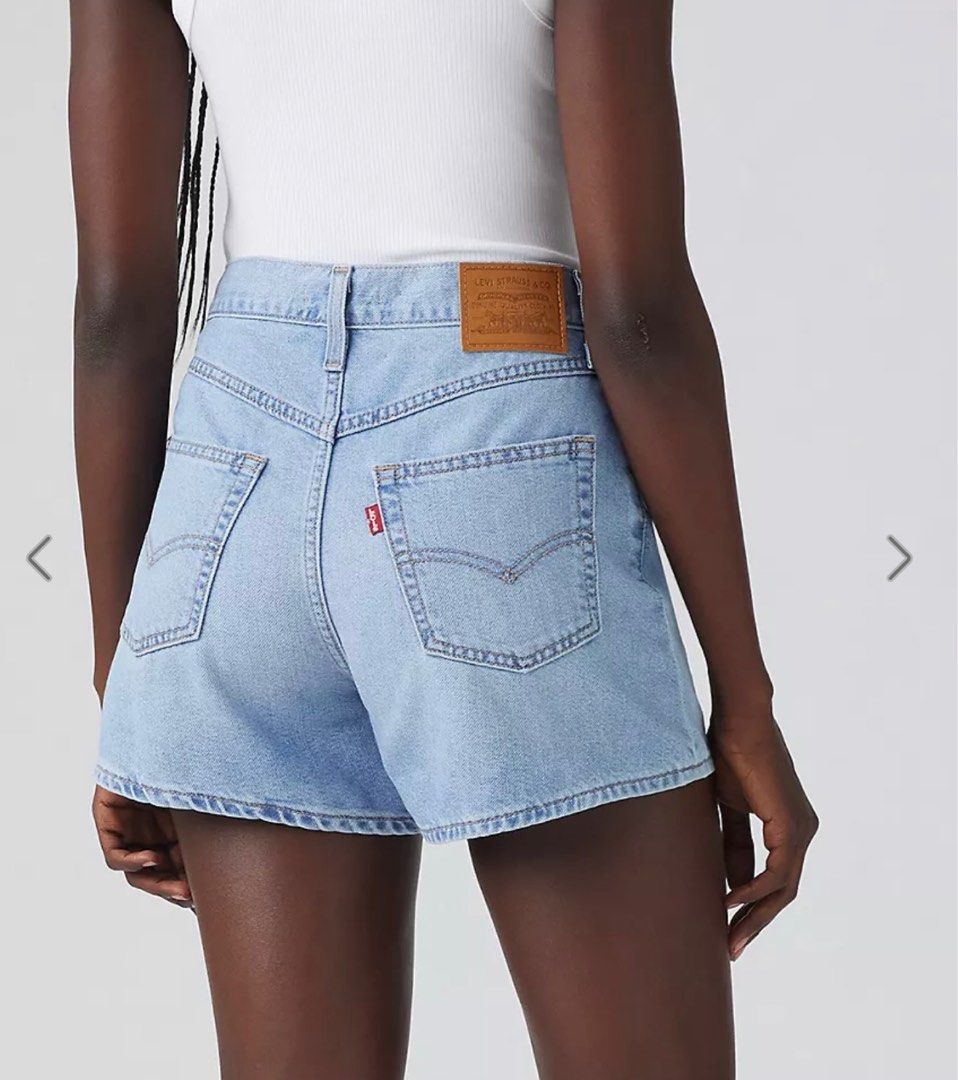 Levi's 80’s mom shorts size 26 (Category: Jeans) located in Antipolo. Submitted by articlesbyeve (Listing ID 1395633953, Image 1). Description: Bought brandnew at LEVI’S ROBINSONS ANTIPOLO BRANCH Orig price ₱3,000 Selling for ₱ 2,300 RFS need a size down. .