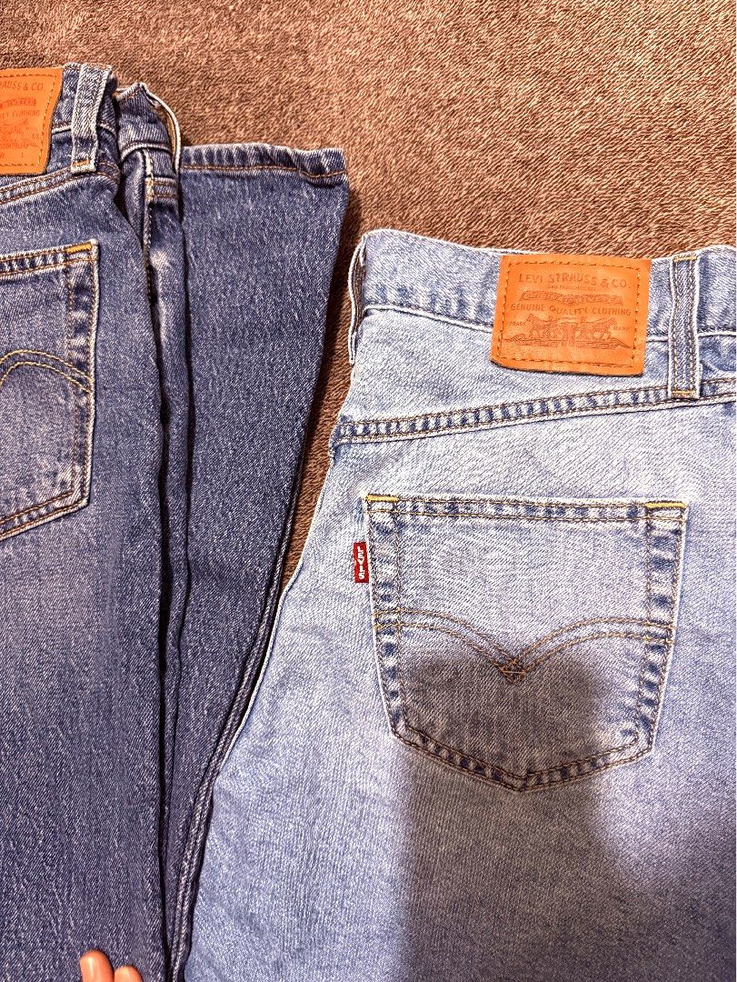 Levi's 80’s mom shorts size 26 (Category: Jeans) located in Antipolo. Submitted by articlesbyeve (Listing ID 1395633953, Image 2). Description: Bought brandnew at LEVI’S ROBINSONS ANTIPOLO BRANCH Orig price ₱3,000 Selling for ₱ 2,300 RFS need a size down. .