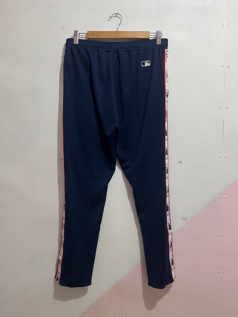 MLB trackpants (Category: Activewear) located in Santa Barbara. Submitted by znaethrifthing (Listing ID 1395558554, Image 2). Description: 32-34 waist 36 length Plus sf malayo.