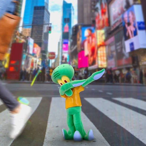 NICKELODEON (AlphaGroup) SpongeBob SquarePants Dabbing Squidward Masterpiece Meme (Category: Figurines & Statues) located in Davao. Submitted by capsuleplanetph (Listing ID 1395707000, Image 2). Description: 🦑 Dabbing Squidward "Masterpiece Meme" Figure (Nickelodeon) 🦑 Finally, a masterpiece fit for a pineapple under the sea! 🍍 Get your hands on this fantastic and hilarious collectible figure of Squidward Tentacles doing the iconic DAB! A must