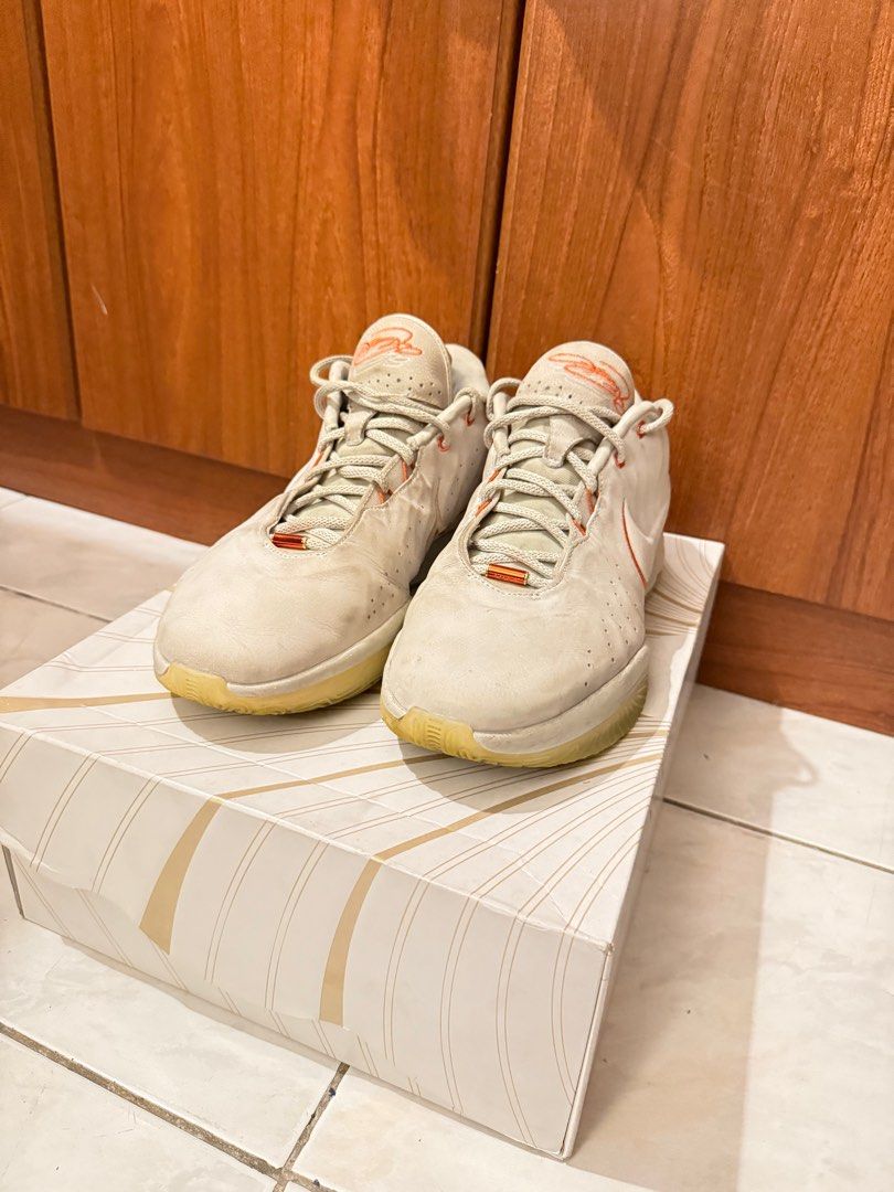nike Lebron 21 akoya size 12 (Category: Sneakers) located in Manila. Submitted by sinigangg (Listing ID 1395616020, Image 2). Description: Lebron 21 akoya size 12.