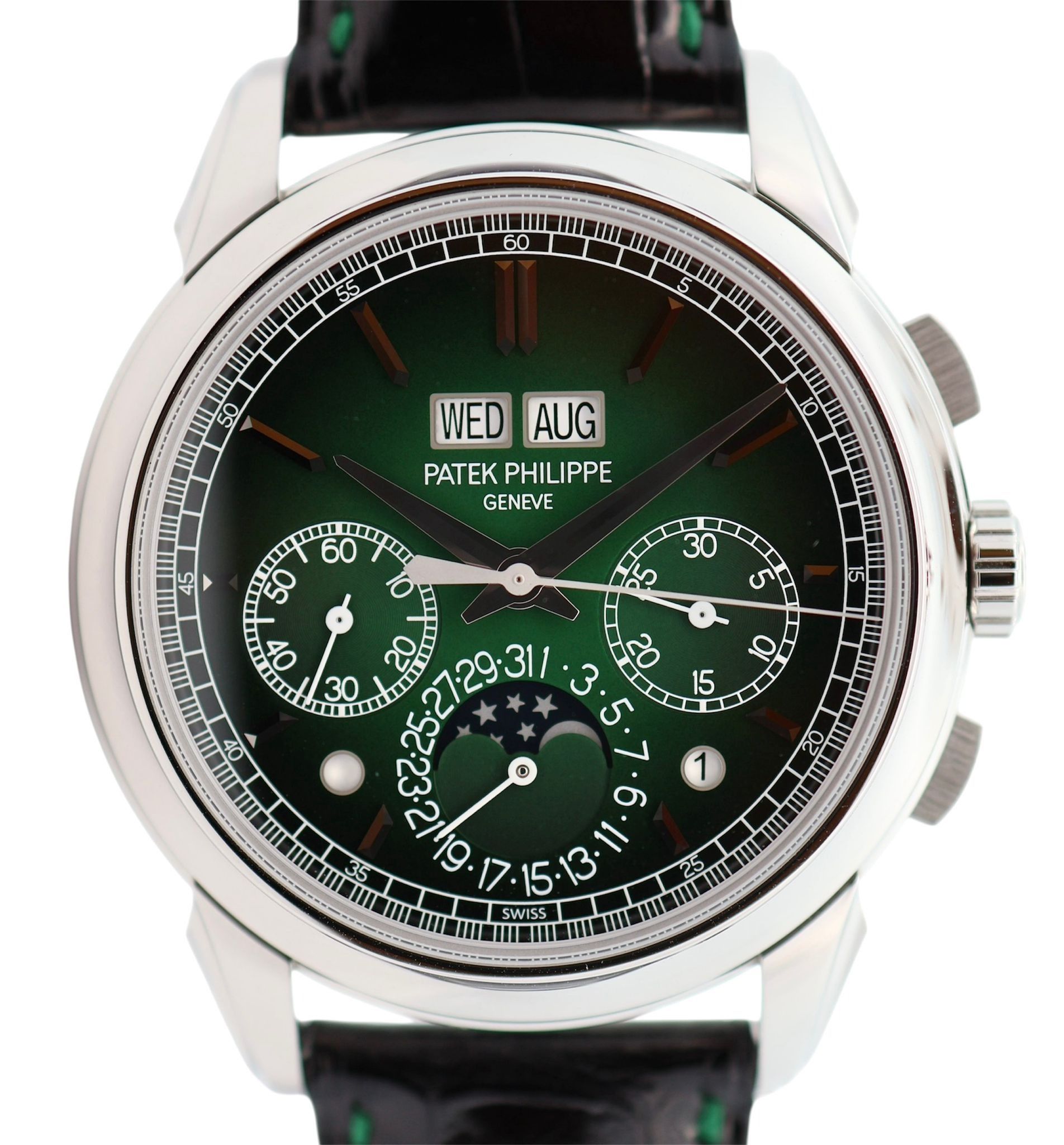 Patek Philippe Perpetual Calendar Chronograph “Green Dial” Platinum,5270P-014 (Category: Watches) located in Singapore. Submitted by j.pendulum (Listing ID 1395564037, Image 1). Description: . 💯 For Sale ⌚️ Patek Philippe Perpetual Calendar Chronograph “Green Dial” Platinum 🗝 Reference: 5270P-014 . 📦 Pre-owned 📦 Comes with full set 📦 Dated 2025 📦 5 Years Warranty With Patek . 💰 Retail Price: SGD$318,200.00 📉 Retail Price less -31% discoun