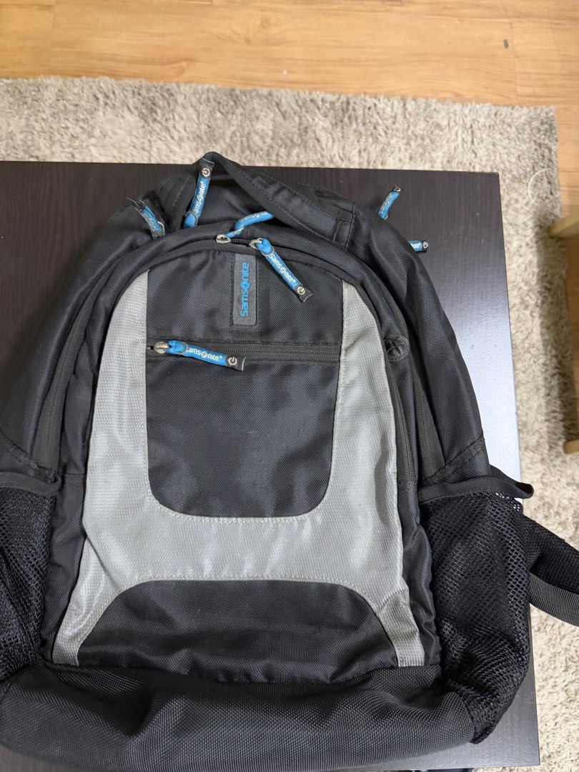 Samsonite Multi Function Laptop Backpack (Category: Laptops & Notebooks) located in Petaling Jaya. Submitted by change_maker (Listing ID 1395544985, Image 2). Description: Well padded Backpack Super comfortable with many functional pockets and storage areas Supports up to 16 inch laptop and extra slot for tablet also..