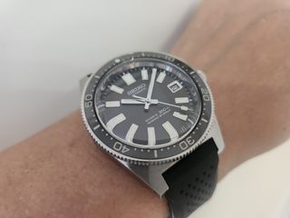 （分類：）位於 。 由 rogerli20052005 提交（商品編號 1395626104，圖片 1）。簡介： 。