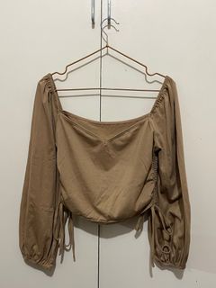 (Category: ) located in . Submitted by style.preloved (Listing ID 1395707823, Image 1). Description: .