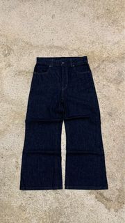 (Category: ) located in . Submitted by zynnstores (Listing ID 1395665707, Image 1). Description: .