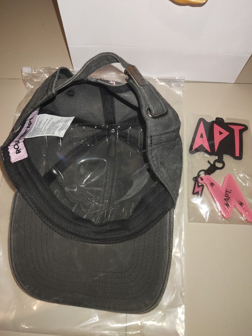 ROSÉ BRUNO MARS APT. キャップ APT BALL CAP | TOPI ROSE BLACKPINK X