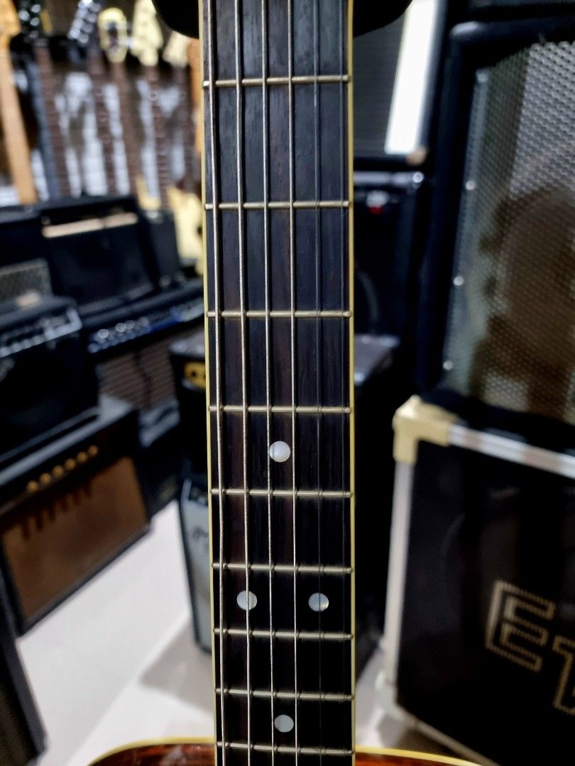 Aria dreadnought d50 Made in japan (Category: Musical Instruments) located in Binan City. Submitted by jamrock.music (Listing ID 1390624573, Image 3). Description: for sale vintage aria d50 solid top Brazilian rose wood back and side Made in japan.