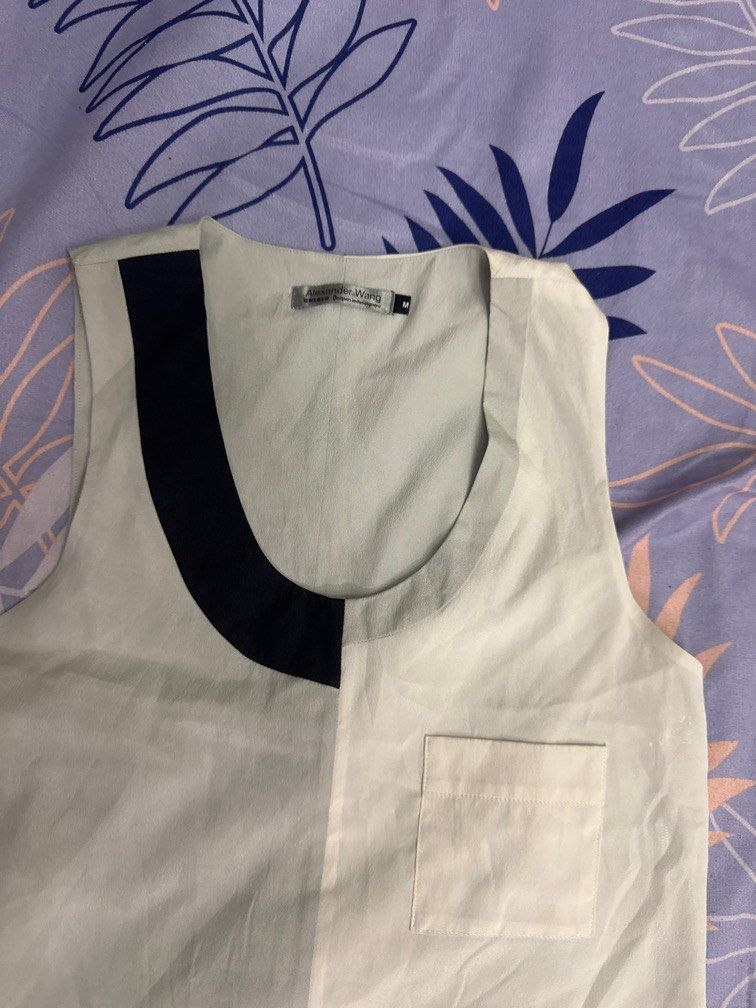 authentic alexander wang (uniqlo) dress (Category: Dresses) located in Angeles City. Submitted by cheska_0304 (Listing ID 1390705357, Image 2). Description: .