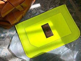 （分類：）位於 。 由 shooting_kangoroo 提交（商品編號 1390628279，圖片 1）。簡介： 。