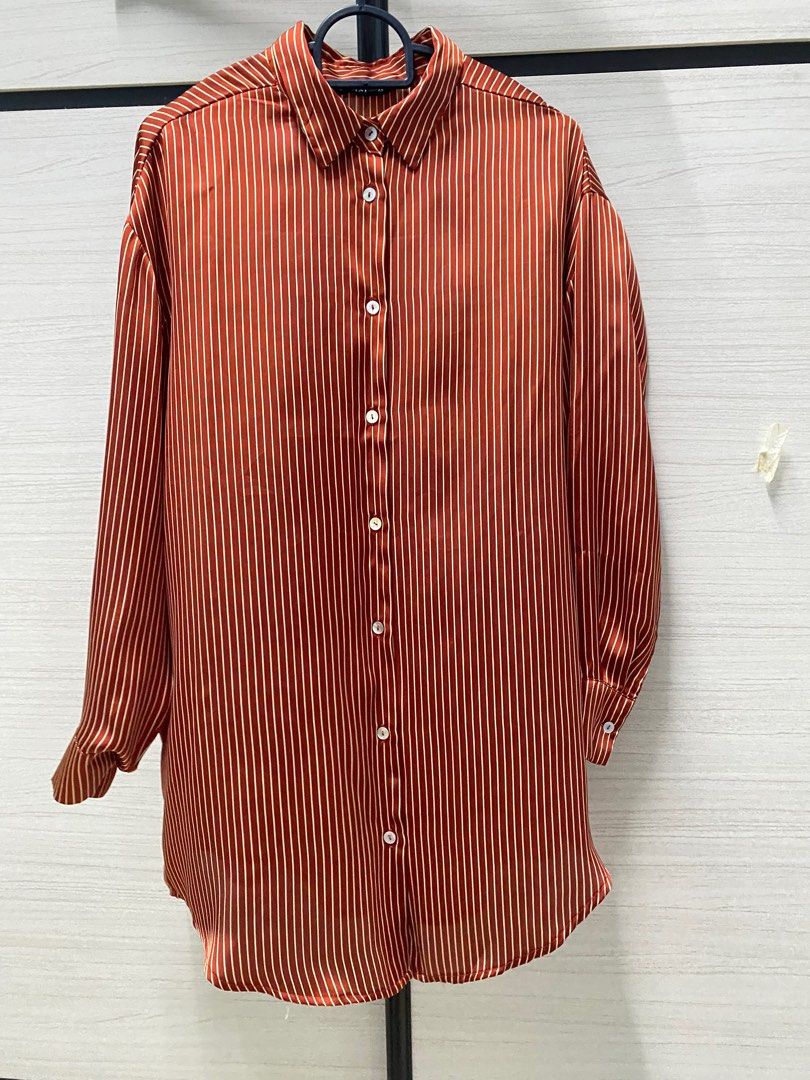 blouse (Category: Blouses) located in Balok. Submitted by humiee (Listing ID 1390706554, Image 3). Description: .