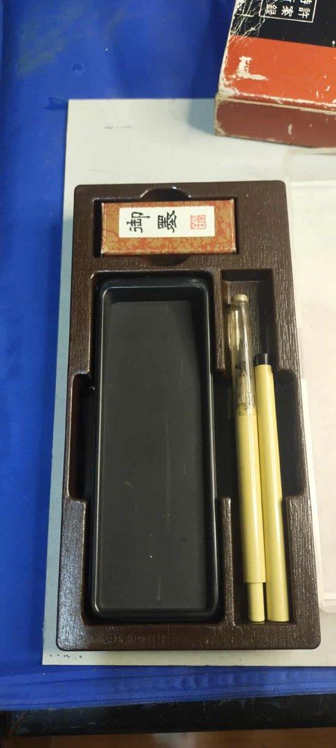 Calligraphy Set (Category: Stationery & School Supplies) located in Agoo. Submitted by retrotastic (Listing ID 1390782044, Image 3). Description: .