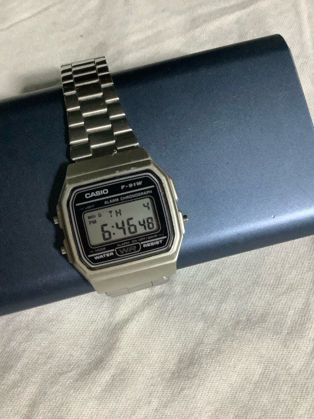 Casio F-91w authentic (Category: Men's Watches) located in Baguio. Submitted by agozun61 (Listing ID 1390708244, Image 1). Description: Quartz authentic good running condition .