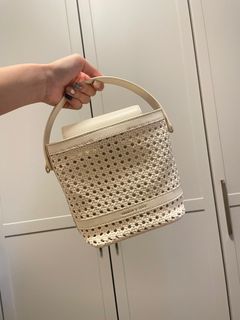 （分類：）位於 。 由 saaaaasaaaaa 提交（商品編號 1390682618，圖片 1）。簡介： 。