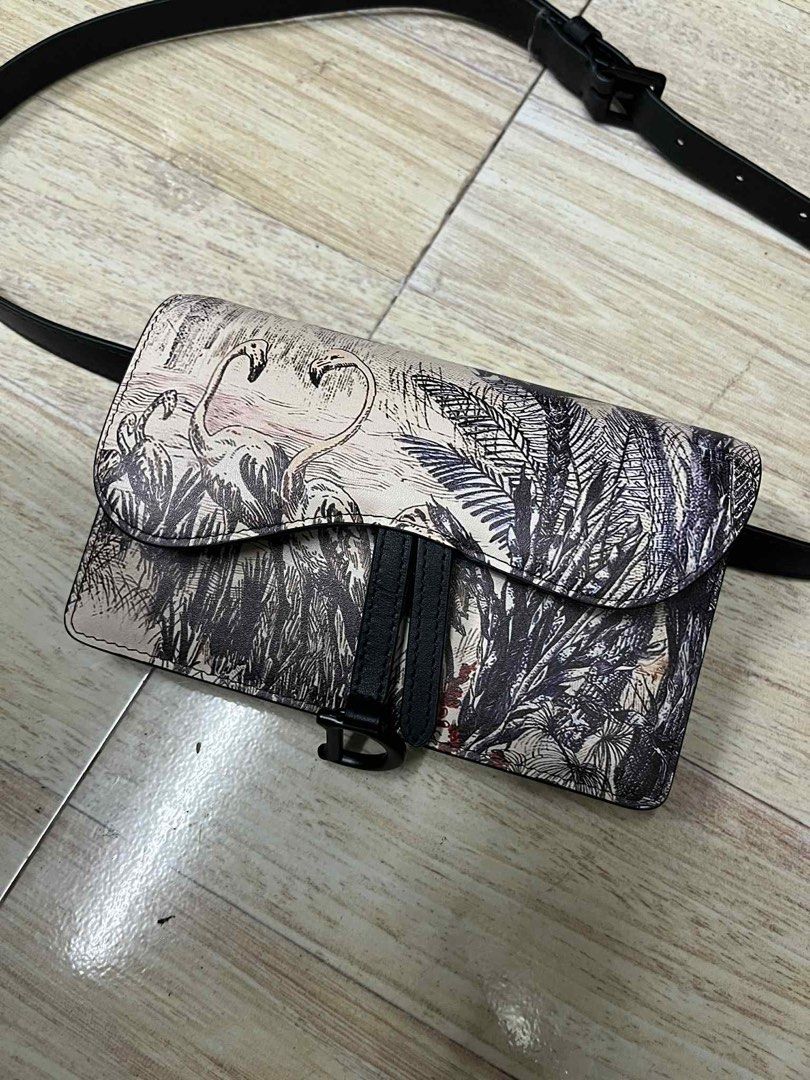Christian dior (Category: Luxury Bags & Wallets) located in Baguio. Submitted by jenbieabil78948 (Listing ID 1390647114, Image 3). Description: 🔥 Dior Condition: excellent Color Rate: 10 ❌ None.