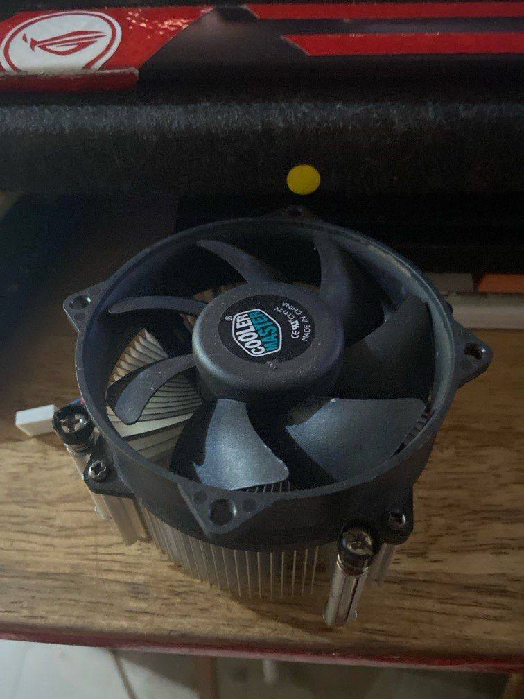Cooler Master Heat sink (LGA1150) (Category: Computer Parts) located in Taguig. Submitted by billpogi23 (Listing ID 1390633288, Image 1). Description: .