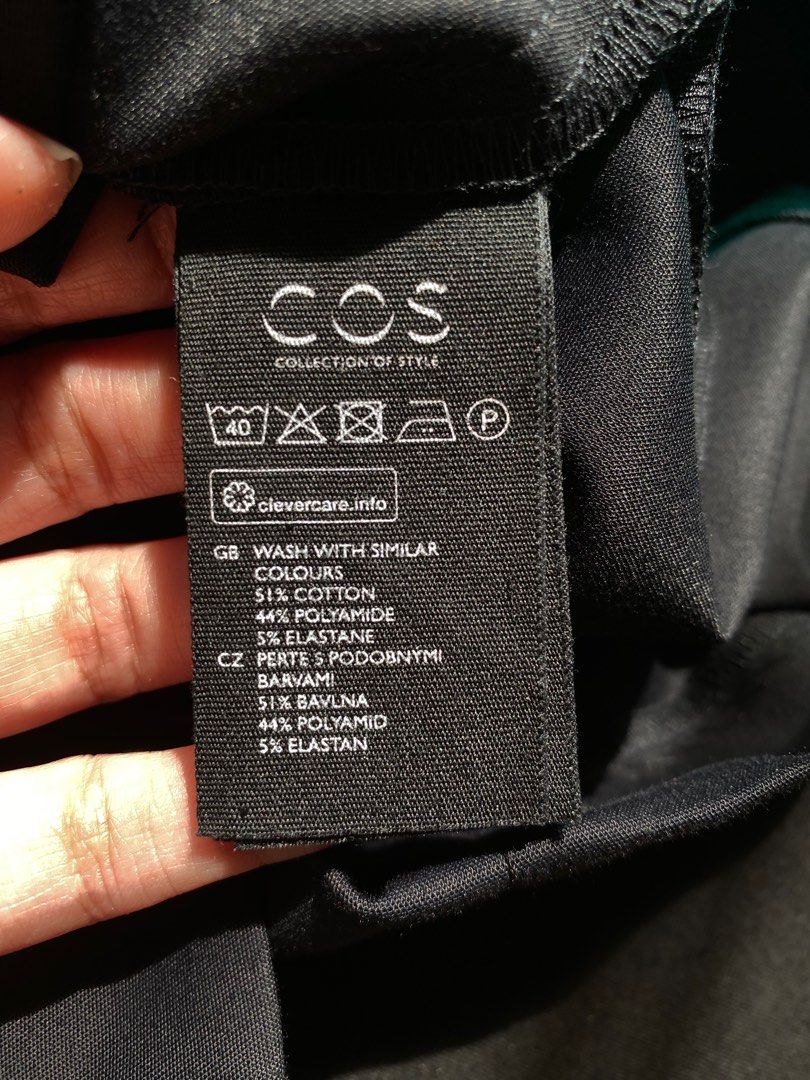 COS Pencil Skirt (Category: Skirts) located in Mandaluyong City. Submitted by declutteringmodenow (Listing ID 1390667255, Image 3). Description: Pencil skirt with a stretchy waistband from COS Size: XS/EU32 Made in Turkey.