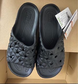 (Category: ) located in . Submitted by amber898 (Listing ID 1390673798, Image 1). Description: .