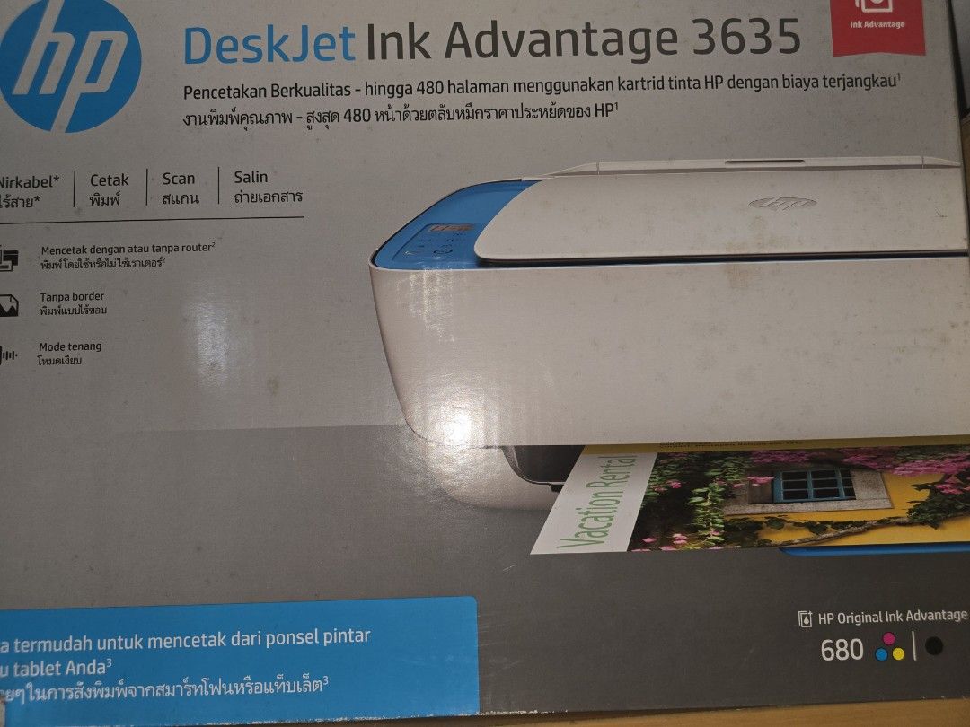 Defective printer (Category: Printers, Scanners & Copiers) located in Quezon City. Submitted by rabbittt75 (Listing ID 1390739802, Image 1). Description: HP printer is defective . LED light is flashing pointing to an error..