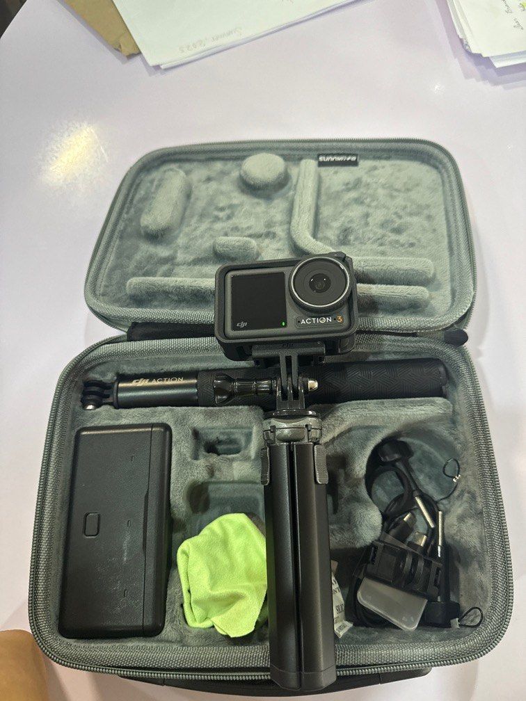 Dji Action 3 (Category: Video Cameras) located in Manila. Submitted by mzchalsea174279 (Listing ID 1390608031, Image 1). Description: Negotiable Battery Underwater Protector Tripod SDcard 50gig .