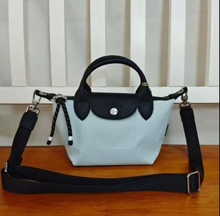 （分類：）位於 。 由 korczq34 提交（商品編號 1390689487，圖片 1）。簡介： 。
