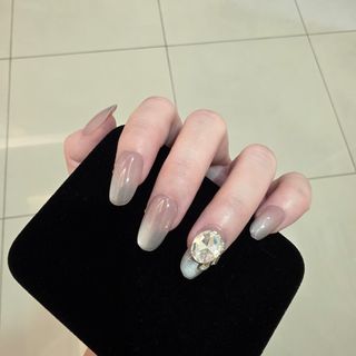 (Category: ) located in . Submitted by ahyee06 (Listing ID 1390751053, Image 1). Description: .