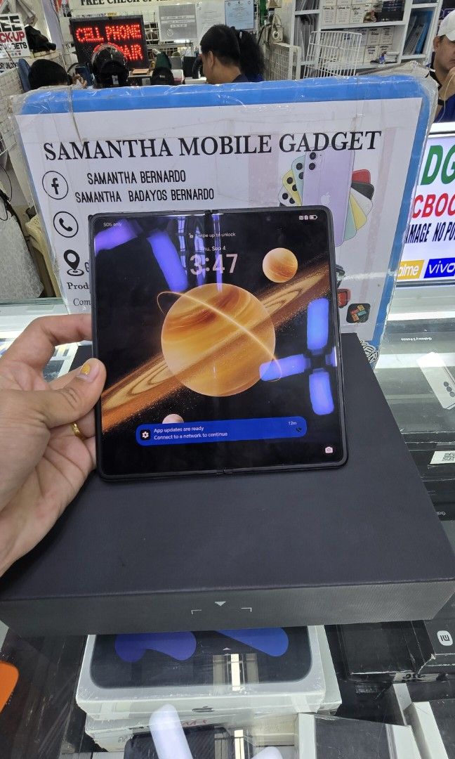 Honor Magic V3 16gb 512gb Openline Global Variant (Category: Android Others) located in Quezon City. Submitted by samanthaga21954 (Listing ID 1390686669, Image 1). Description: Honor Magic V3 16gb 512gb Openline Global Variant Snapdragon.