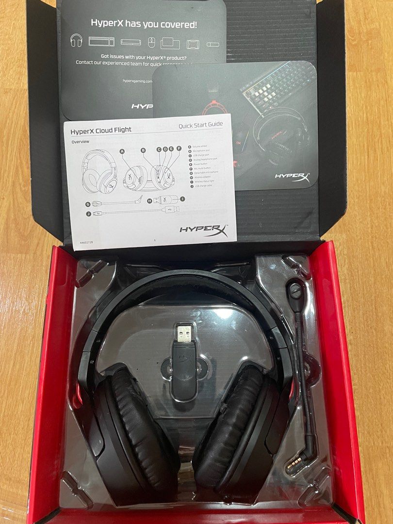 HyperX cloud flight wireless headphones (Category: Headphones & Headsets) located in Quezon City. Submitted by iu777 (Listing ID 1390671352, Image 3). Description: Selling pre-owned in very good condition HyperX cloud flight wireless Complete with box, mic, charger, manuals Only issue is torn leather portion of foam but works perfectly Best deal! 1/4 original price .