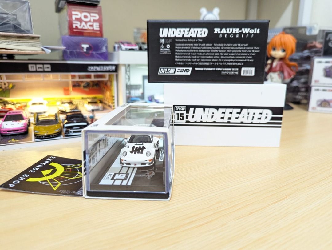 Inno64 rwb undefeated 限定 2 セット Daily - INNO64 x DPLS x UNDEFEATED Porsche RWB 964 Gold