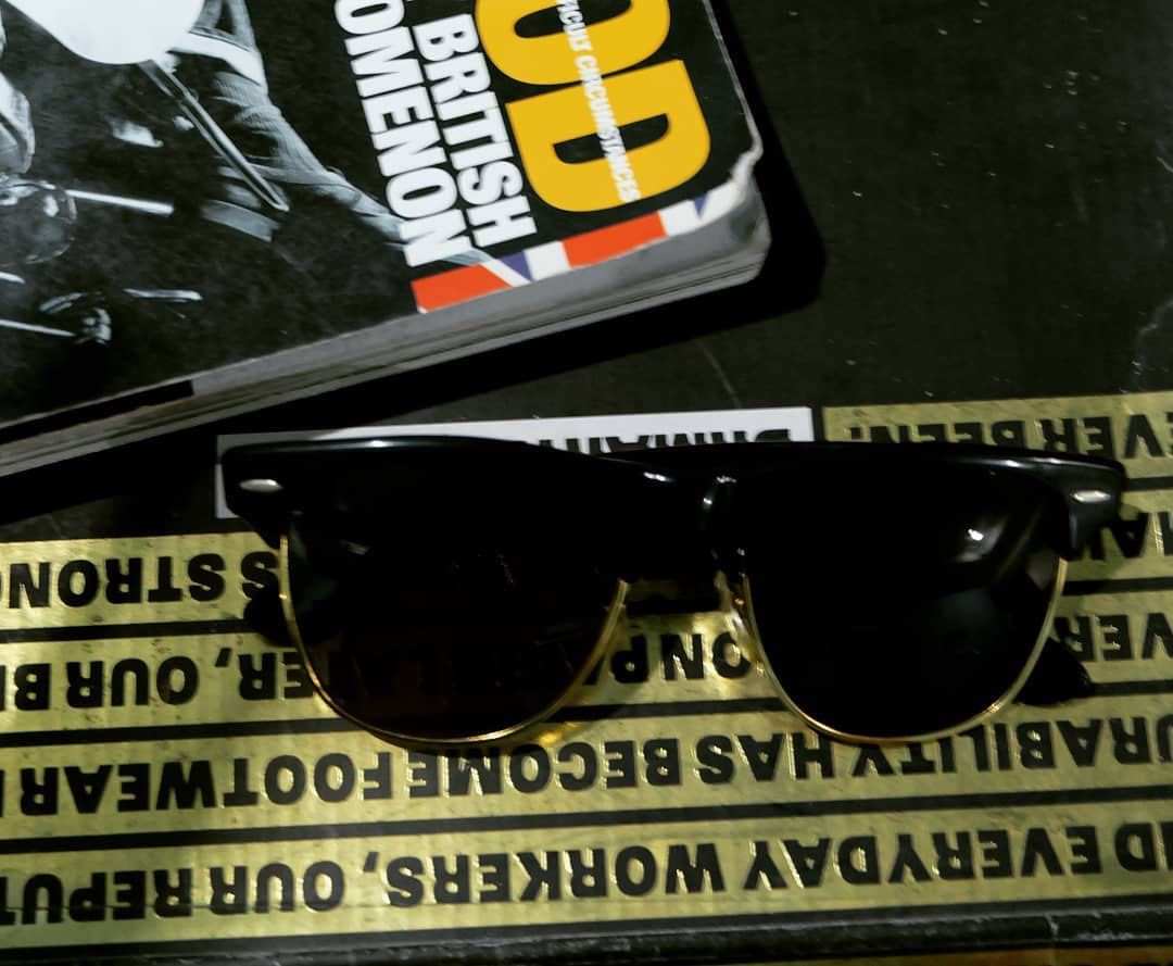 Kacamata Rayban Vintage Rayban Bausch And Lomb bnl wayfarer max Size 54  Made in The Original guarantee bl embossed at corner of the lens Rare 