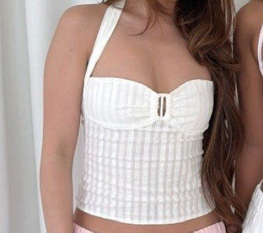 LOOKING FOR Isa the Label Elena top (Category: Sleeveless) located in Tagaytay City. Submitted by springintosummer_ (Listing ID 1390601606, Image 2). Description: looking for pink, navy blue and white.
