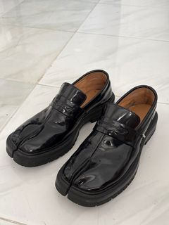 (Category: ) located in . Submitted by zhis_closet (Listing ID 1390676894, Image 1). Description: .