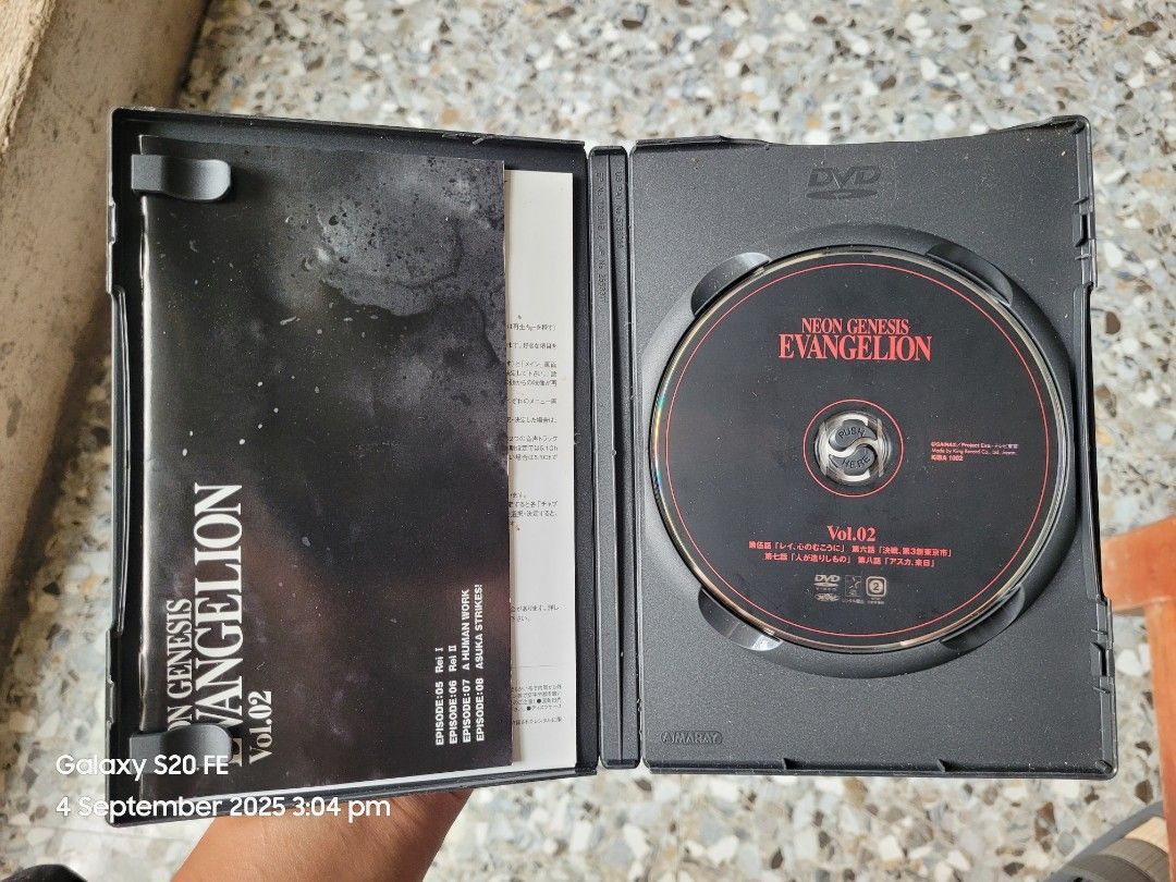 Neon Genesis Evangelion Vol. 02 (DVD) (Category: CDs & DVDs) located in Cotabato. Submitted by choonching (Listing ID 1390686108, Image 3). Description: 📀 Anime DVD – Episodes 05 to 08 (Rei I / Rei II / A Human Work / Asuka Strikes!) 👌 With case, good condition pa 👾 Perfect for collectors or fans ng classic mecha anime 📅 Retro feels, hard to find na rin yung ganitong release PRICE: 700 Location: Cotabato City (pwede shipping via LBC, add lang