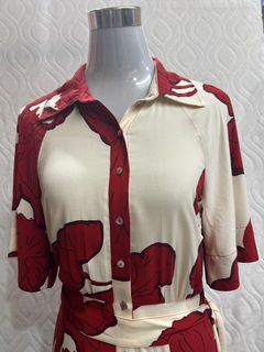 (Category: ) located in . Submitted by aaamoreapparel (Listing ID 1390646933, Image 1). Description: .