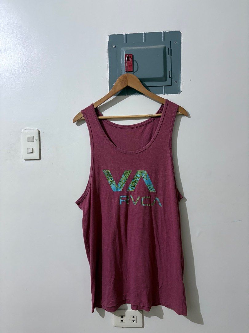 RVCA Tank Top (Category: Activewear) located in Cabiao. Submitted by thelifeofgelo (Listing ID 1390756835, Image 1). Description: RVCA Tank Top Size: Large Width: 21 Length: 30 Color rate: 9/10 Condition: Excellent Price: 350 + shipping fee ❌ PASS SA COD/COD 📍 UNLI VOUCH 📍 CAN PROVIDE PROOF OF TRANSACTIONS 📍 CAN VC WITH THE ITEM Location: Nueva Ecija 🌍 Courier: J&T Express 🚚.