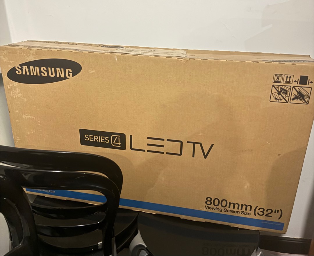 Samsung Series 4, 32-inch LED TV UN32EH4000, TV & Home Appliances, TV ...