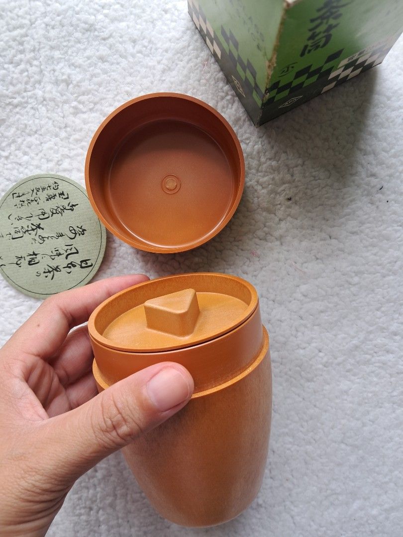 TEA CADDY or CONTAINER FROM JAPAN (Category: Food Organization & Storage) located in Batangas. Submitted by buddy_and_willow (Listing ID 1390647876, Image 3). Description: ‼️PLEASE READ FULL DESCRIPTION and SEE ALL PHOTOS‼️ Unused with box from JAPAN 250 ml capacity Originally this is a Tea Container made of High Class Plastics but can also be use as container for whatever you desire. 📍LOCATION: LIPA, BATANGAS ***PAYMENT FIRST via Gcash, GoTyme 