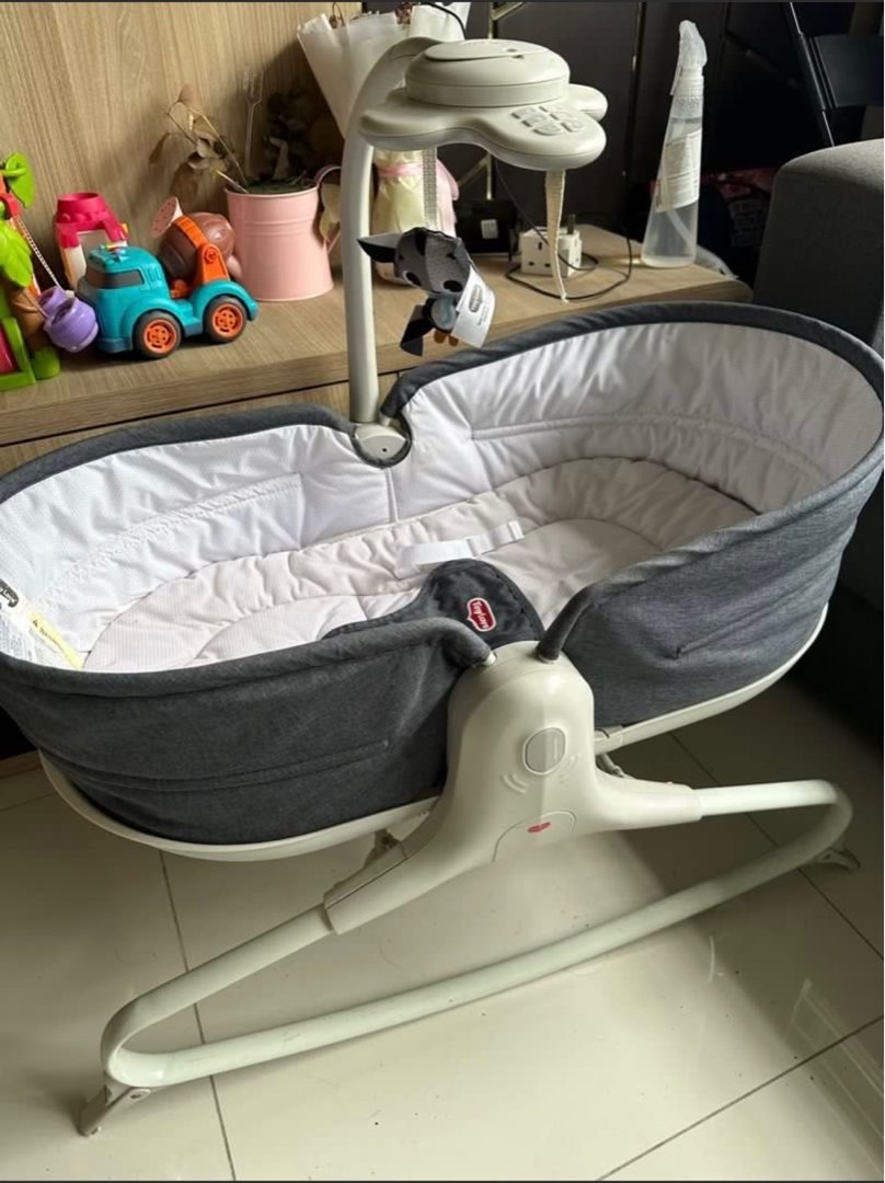 Tiny Love 2-in-1 Rocker Napper Bassinet, Babies & Kids, Baby Nursery ...