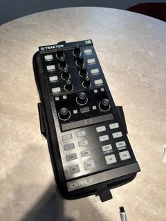 （分類：）位於 。 由 doriandgabler 提交（商品編號 1390610131，圖片 1）。簡介： 。