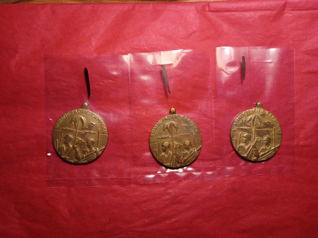 Vintage WW2 Medals (Category: Vintage Collectibles) located in Manila. Submitted by ry_anlupit0 (Listing ID 1390607957, Image 1). Description: For Sale Vintage World War 2 Medals Good Condition 650php ecah Pick up by Lalamove, Grab or Meet Up at Jollibee Pilar Rd. Las Pinas or Shipping via Gogo Express. For Inquiries Call or Text 0943-6829926 PIOG.