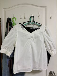 (Category: ) located in . Submitted by shopposse (Listing ID 1390725757, Image 1). Description: .