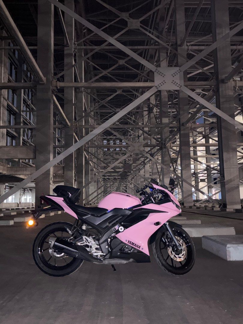 Pink R15 Bike New Colour Yamaha R15 V3 ABS (2031) Motorcycles