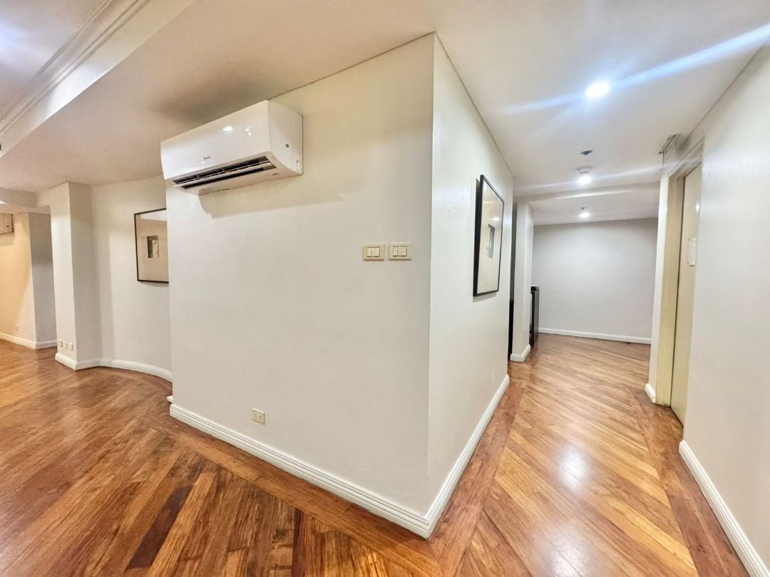 2BR Unit For Rent - Forbes Tower (Category: Apartments & Condos) located in Makati City. Submitted by vsg.realestate (Listing ID 1390594538, Image 3). Description: 🔆 2BR Unit For Rent - Forbes Tower 📌Property Details 6th Floor 2BR 2.5TB 168 sqm Fully Furnished 2 Parking Slots 📌Features: Large cut Well maintained bldg Developed by Fraser Hospitality (Singapore-based) Nearby Places: One Roxas Triangle, Two Roxas Triangle, Park Central Towers, Sh