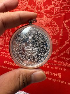 （分類：）位於 。 由 honglamamulet99 提交（商品編號 1390943990，圖片 1）。簡介： 。