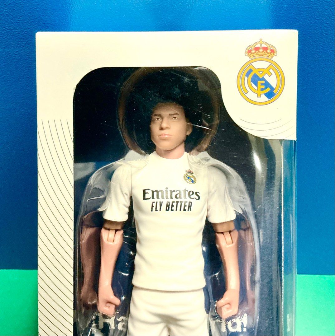 Banbo Toys – Bus Équipe Real Madrid 2025 – Miniature Officielle – Portes Ouvrantes – Roues – Cadeau Fan De Foot