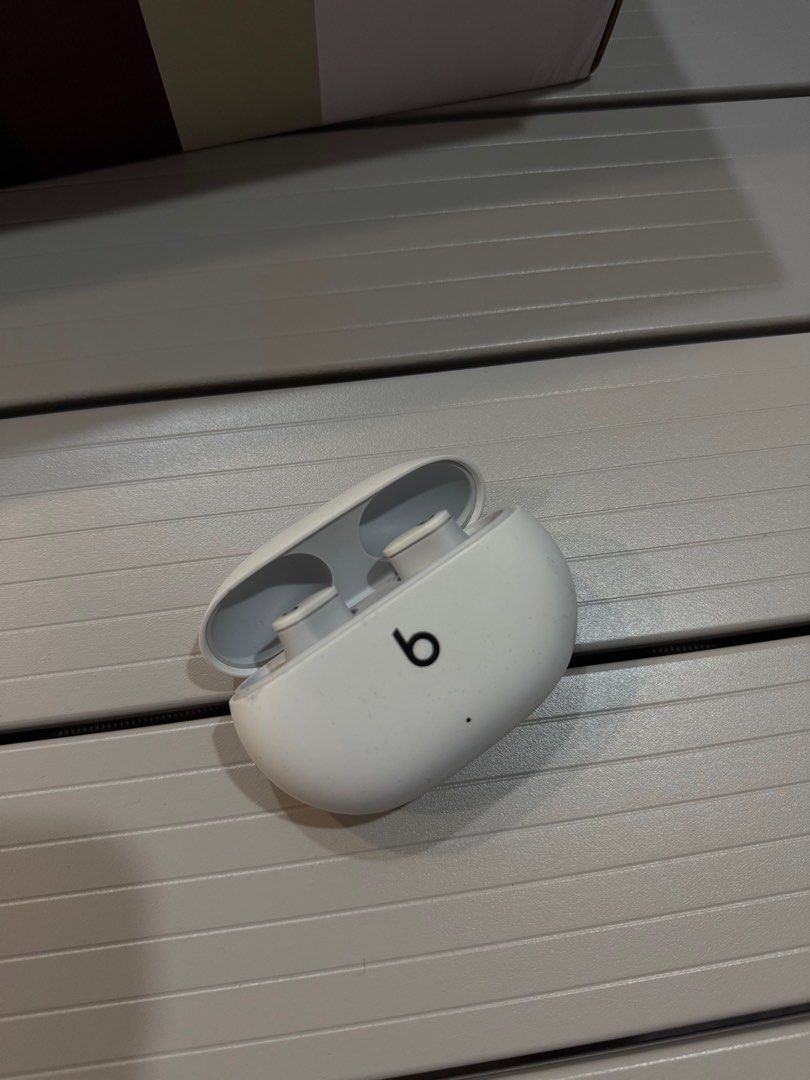 Beats Studio Buds | White