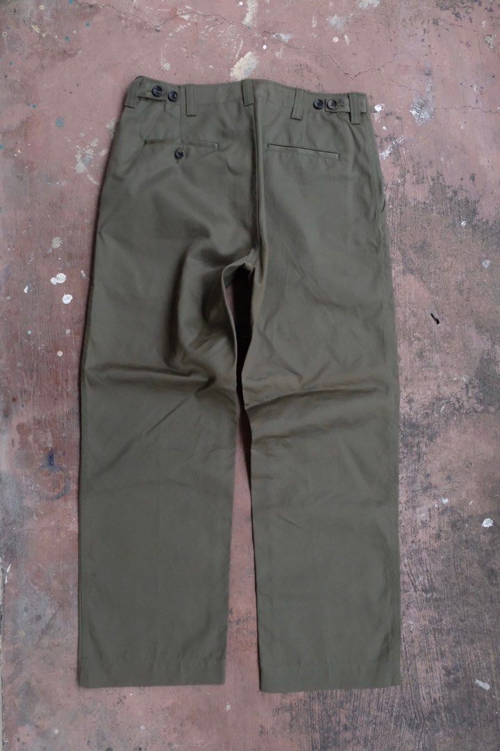 Comme des garcons wide trousers (Category: Trousers) located in Cainta. Submitted by plus.eighty.one (Listing ID 1390828601, Image 2). Description: Cdg Comme des garcons homme Wide chinos Size s Waist 17. (Size 34) Rise/thigh 12/12 Hem 10 Length 42 Condition : crisp, light dirt on some parts.